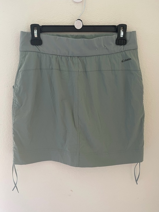 Columbia Pants - Columbia Women's Sage Green Performance Skort